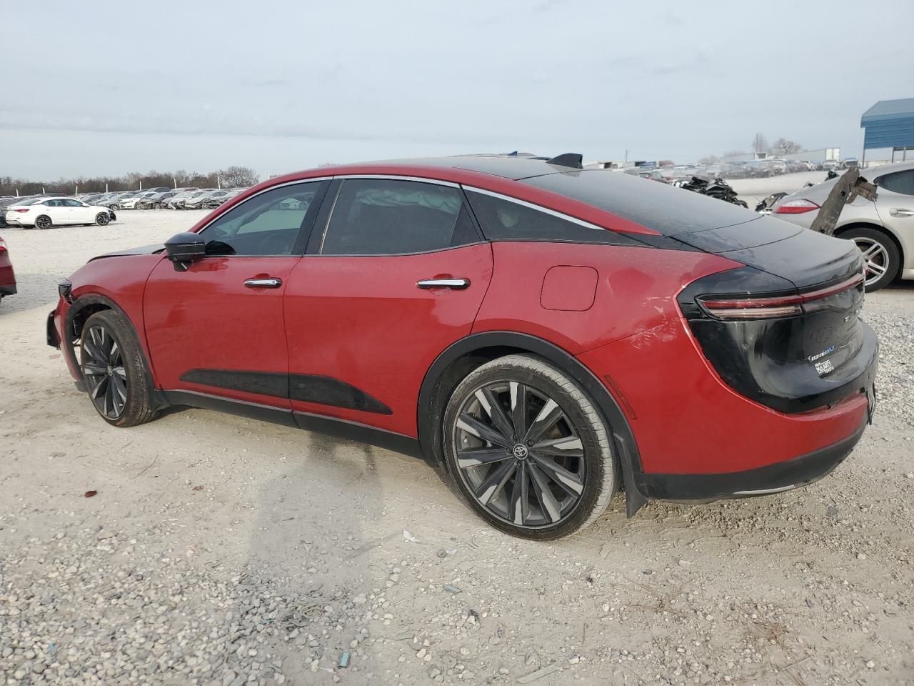 2024 Toyota Crown Platinum - Фото 2