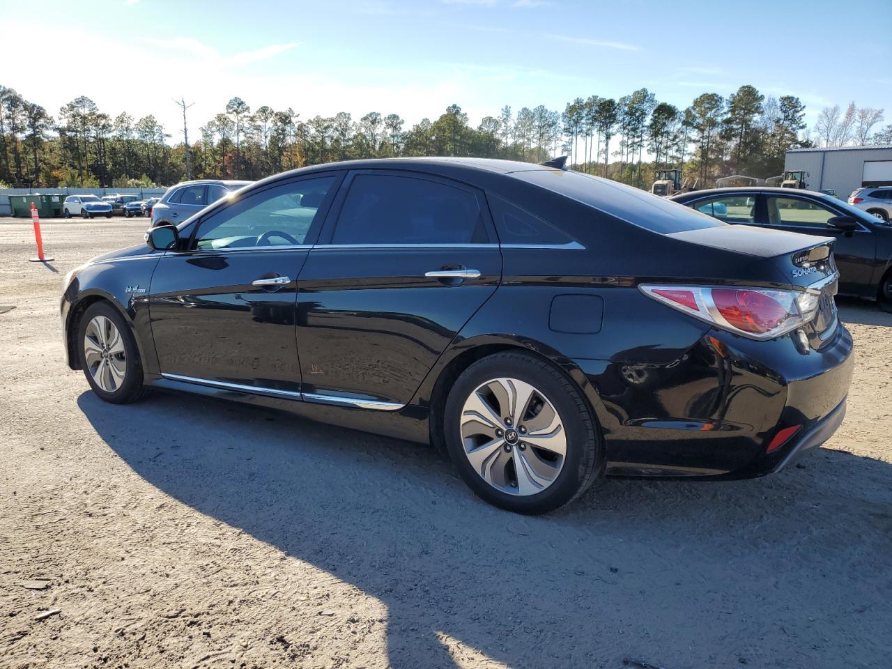 2014 Hyundai Sonata Hybrid - Фото 2