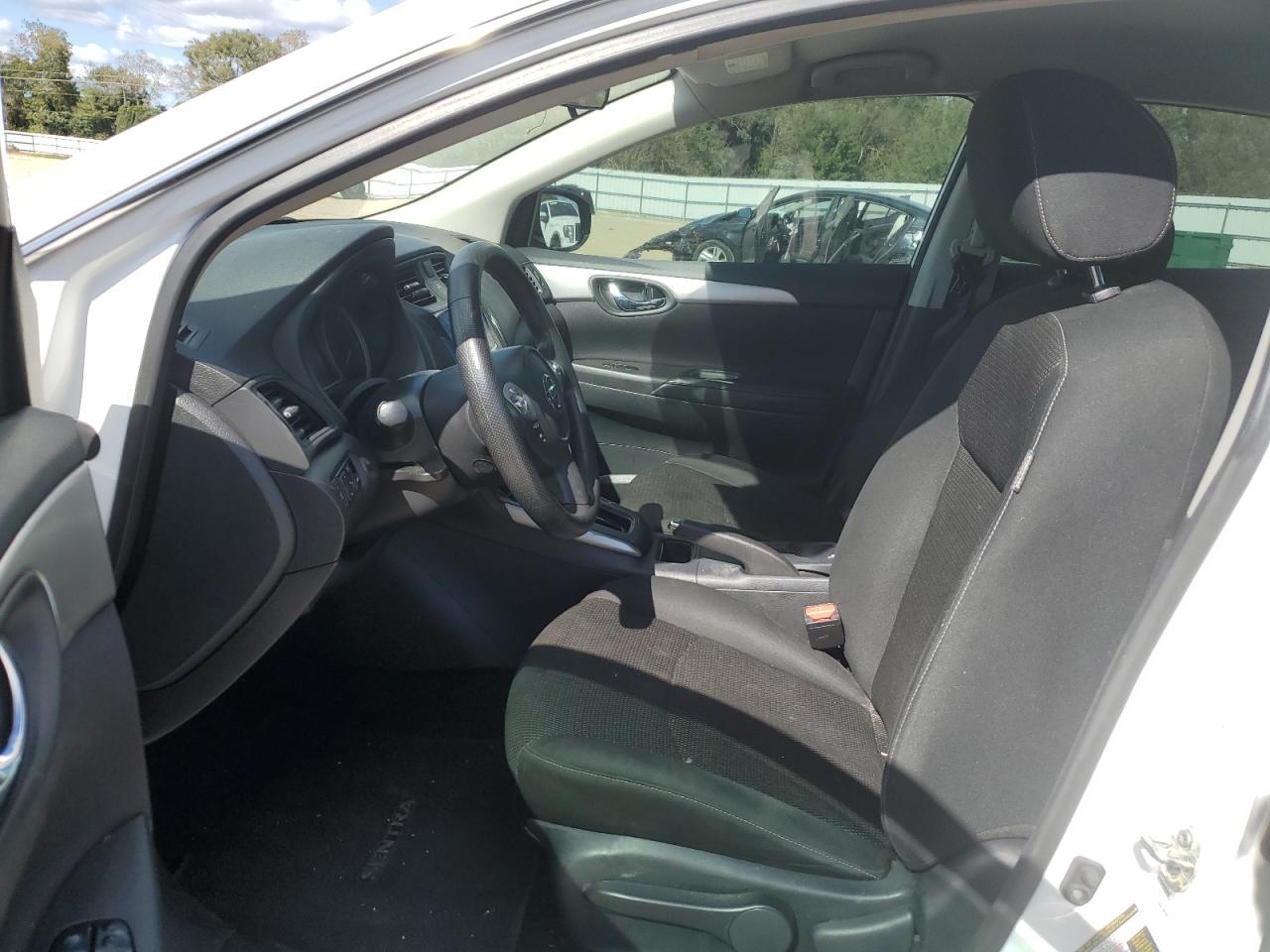 2019 Nissan Sentra S - Фото 7