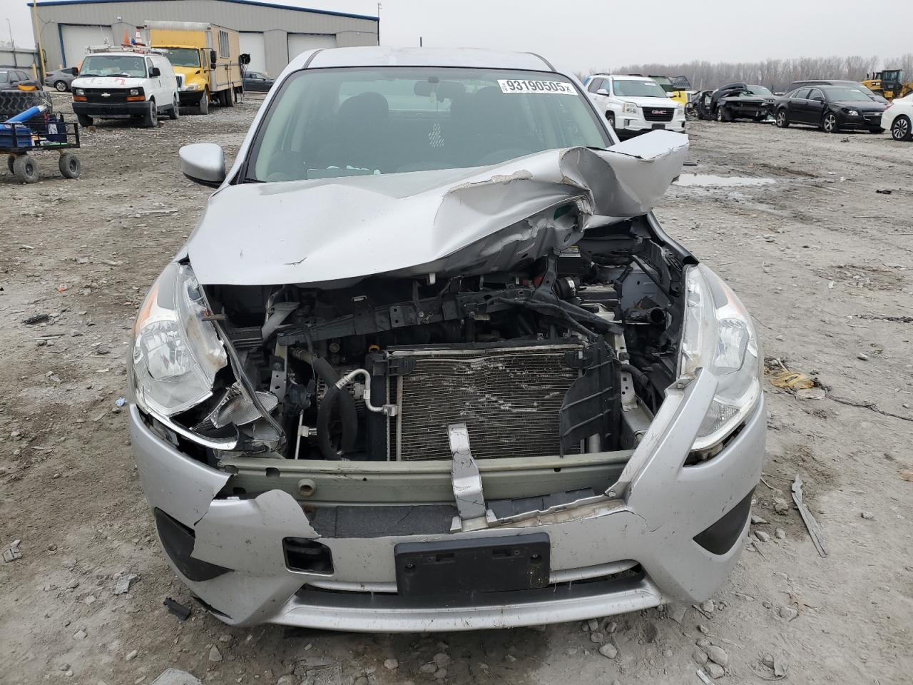 2019 Nissan Versa S - Image 5