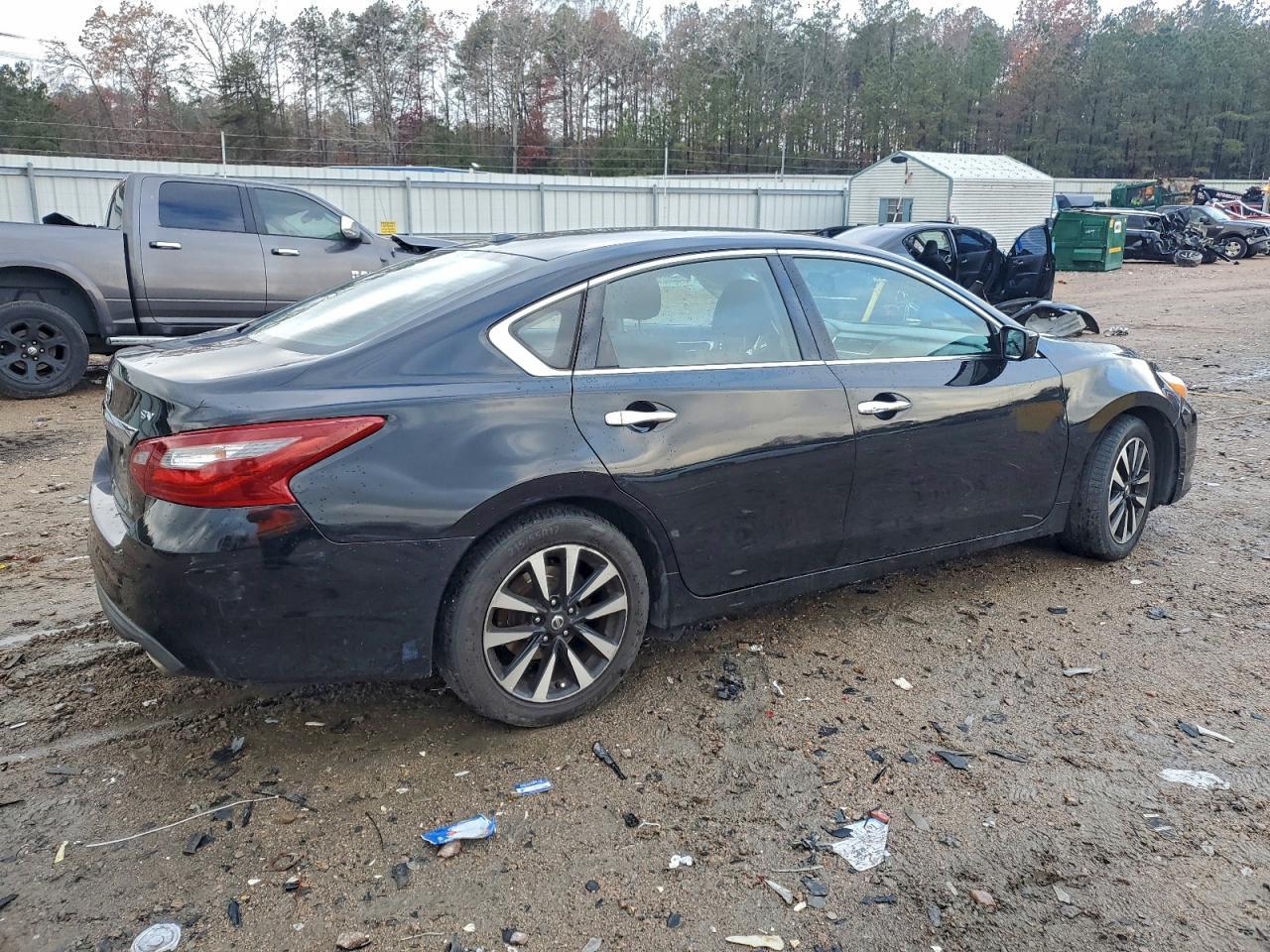2018 Nissan Altima 2.5 - Image 3