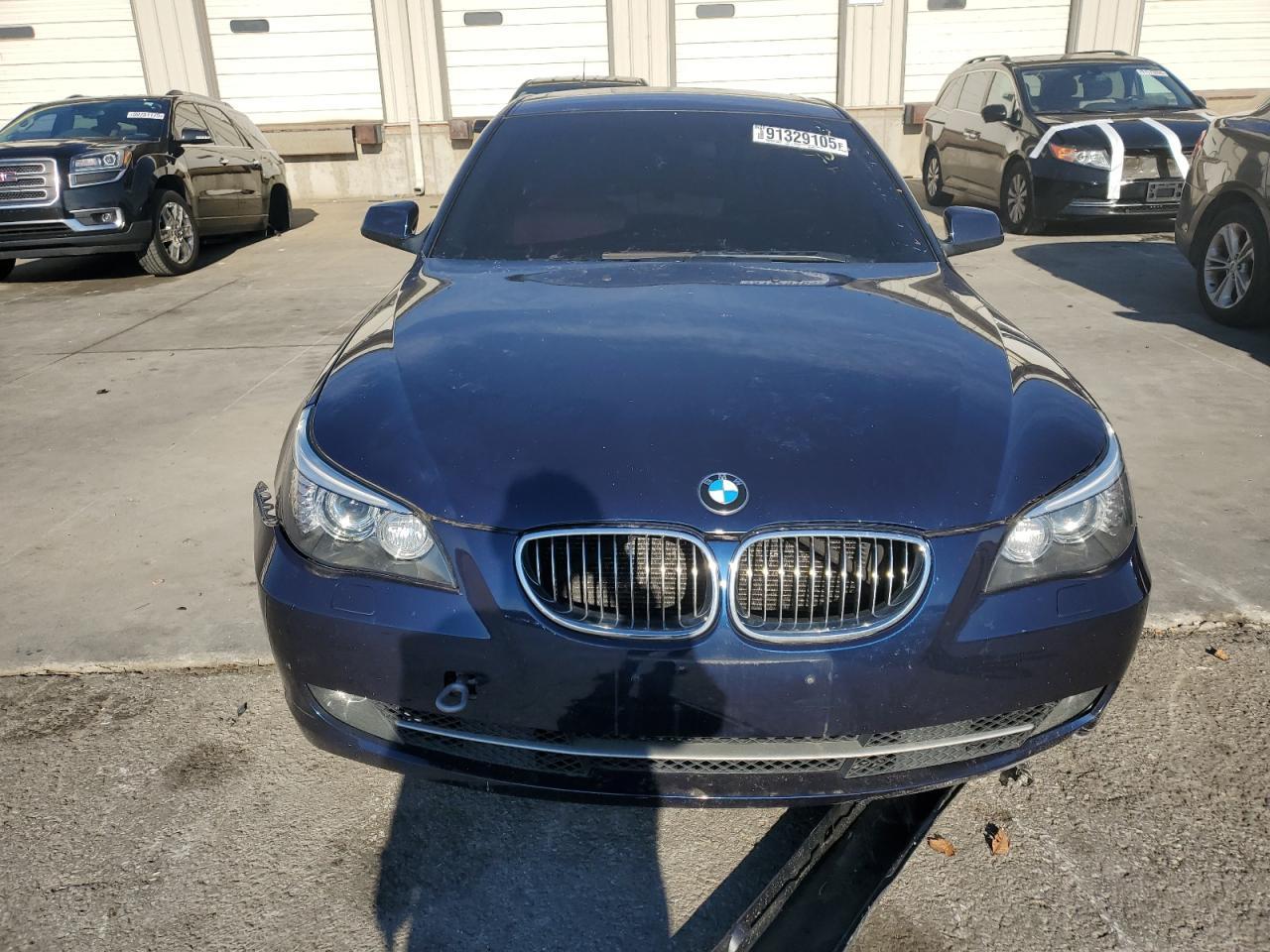 2010 BMW 528 I - Фото 5