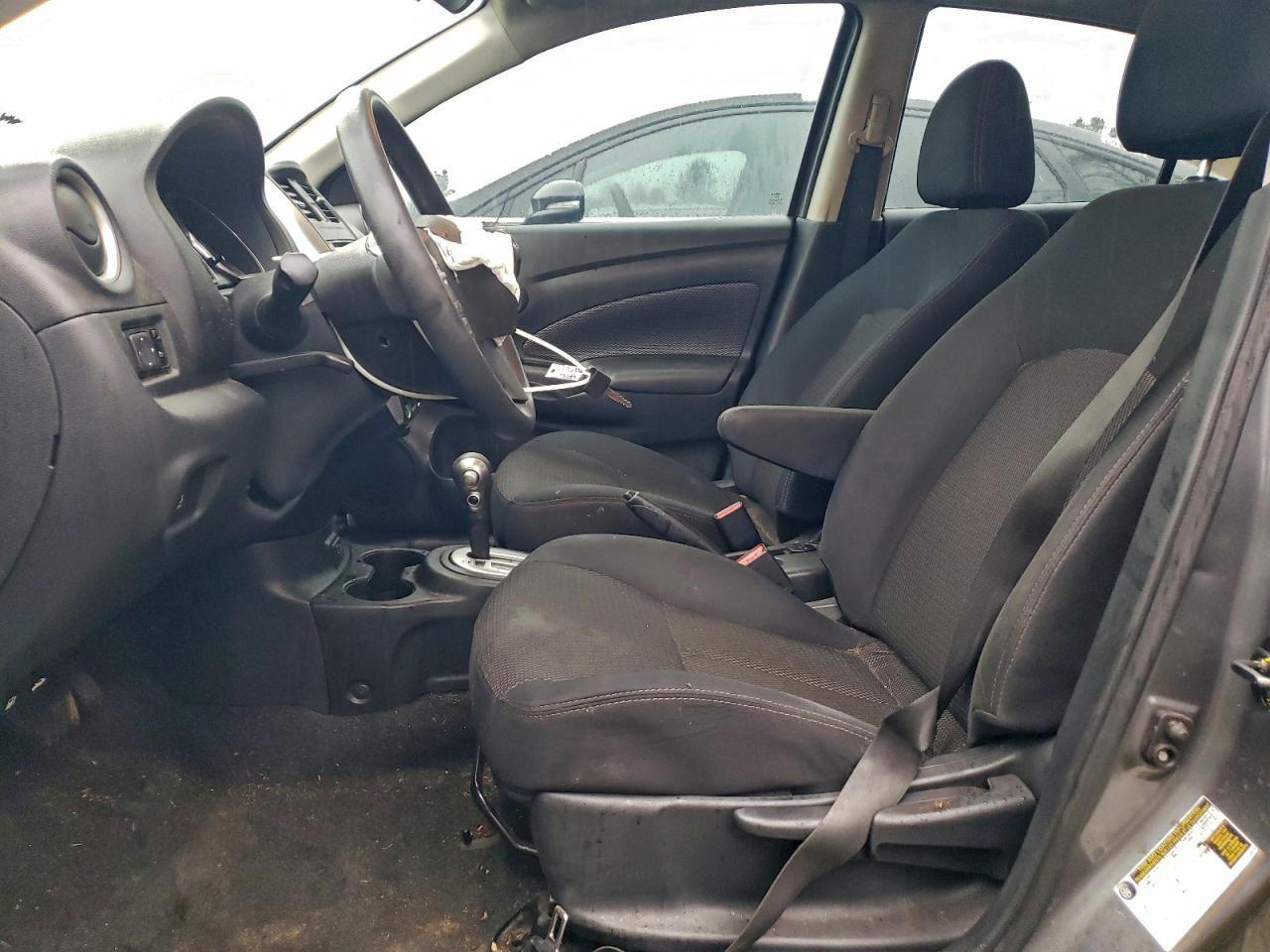 2019 Nissan Versa S - Image 7