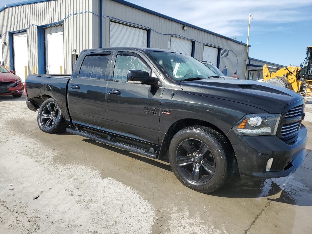 2017 Ram 1500 Sport - Фото 4