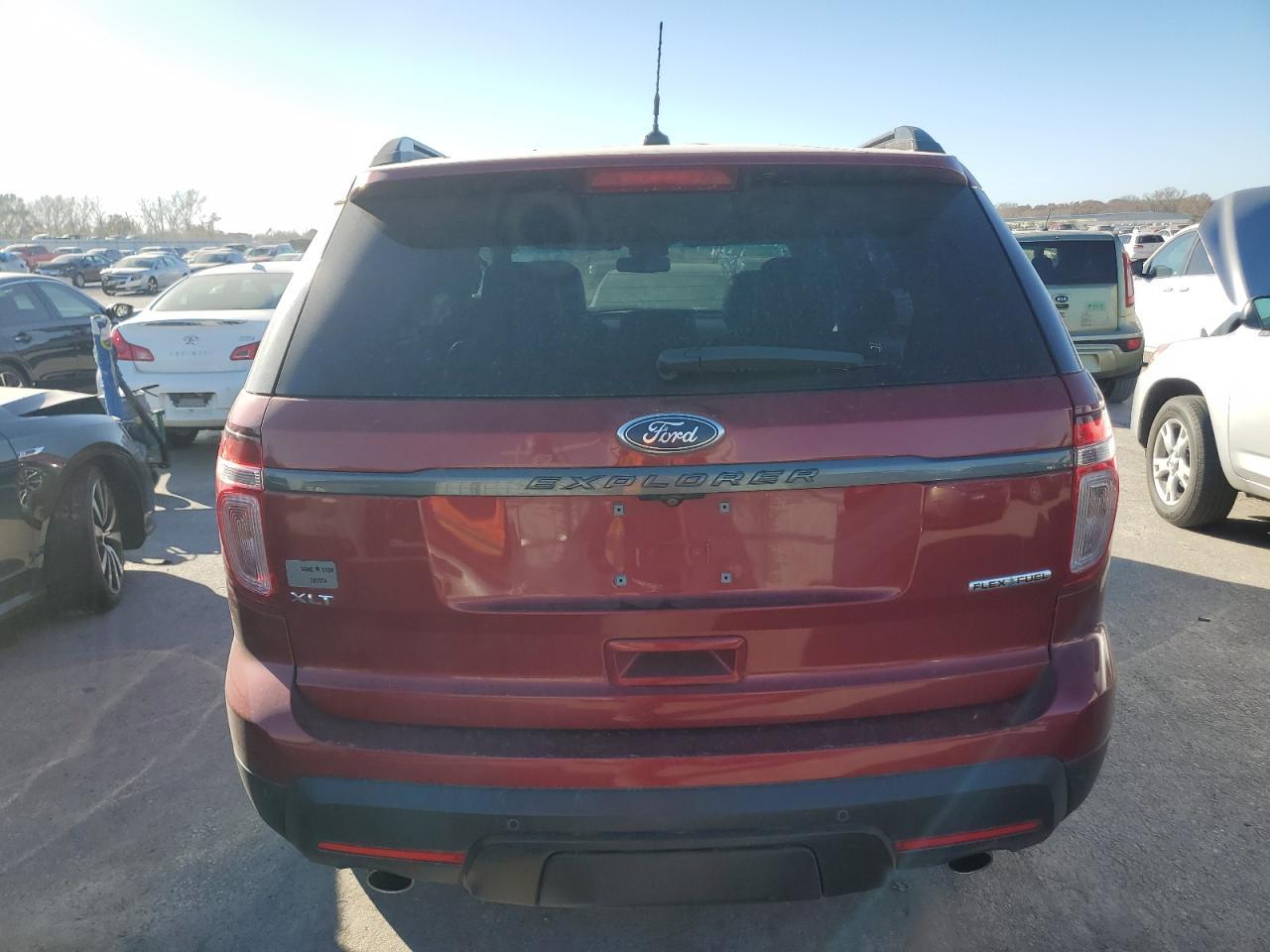 2015 Ford Explorer Xlt - Image 6