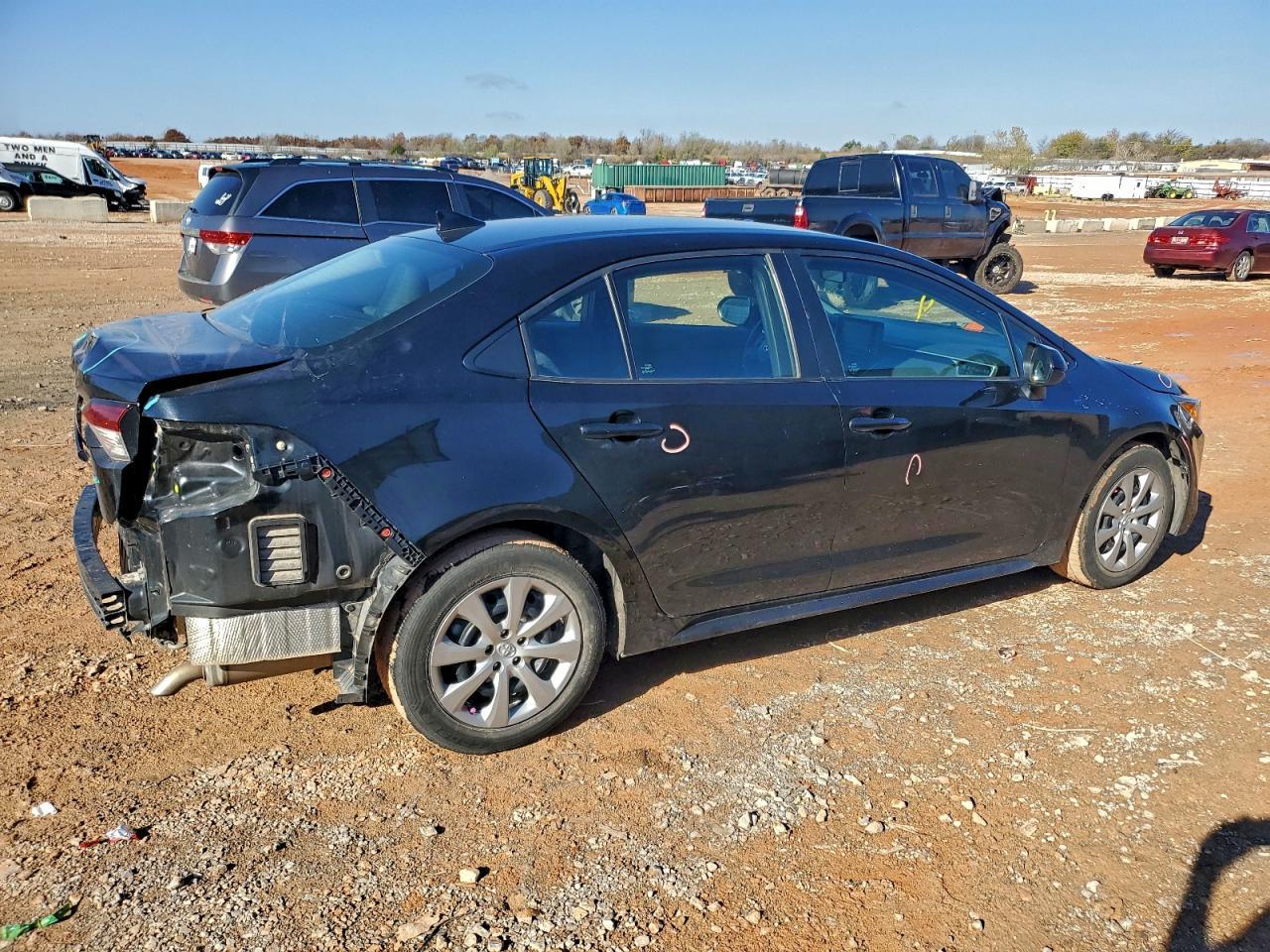 2022 Toyota Corolla Le - Фото 3