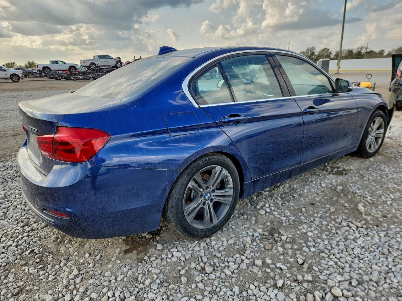 2018 BMW 330 I - Image 3
