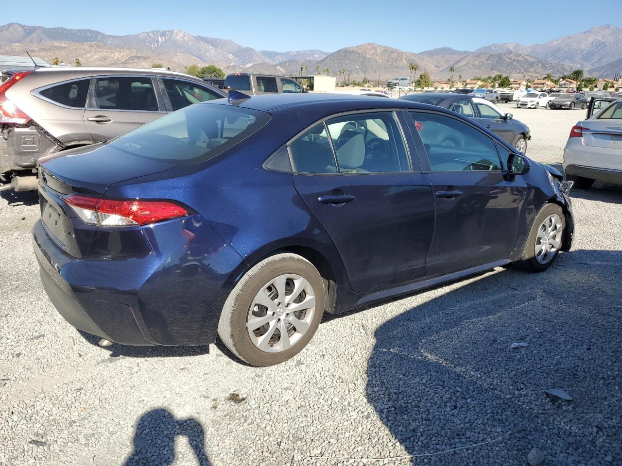 2025 Toyota Corolla Le - Фото 3