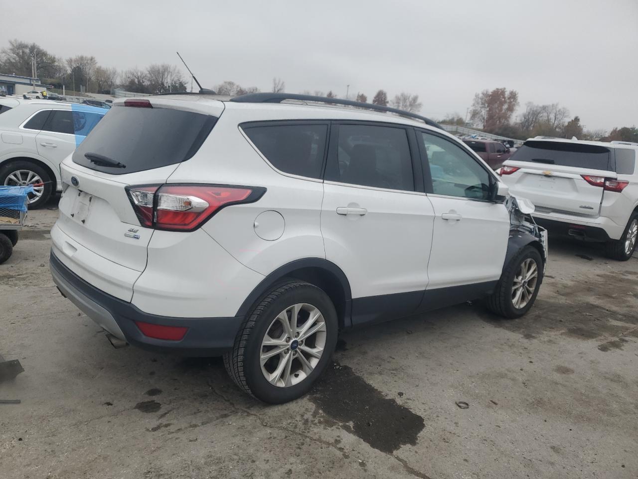 2018 Ford Escape Se - Фото 3