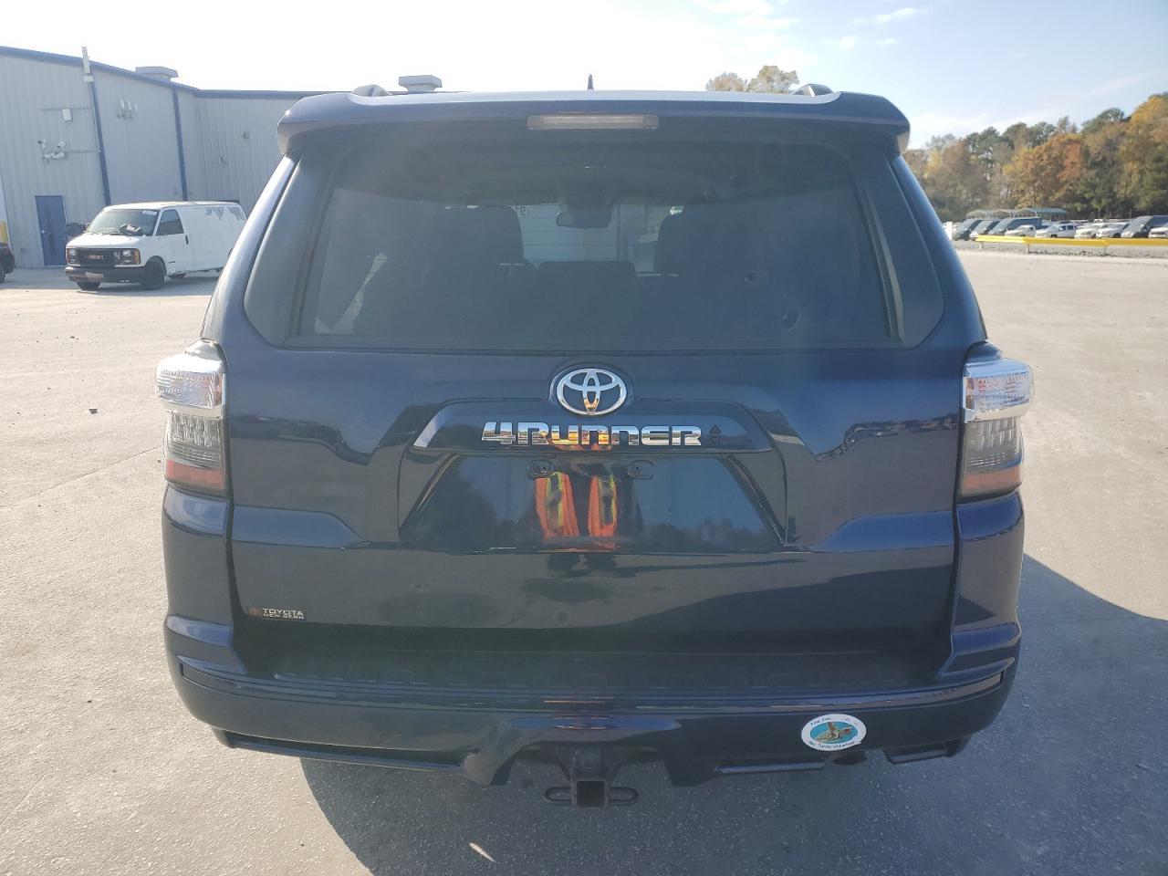 2023 Toyota 4Runner Se - Фото 6