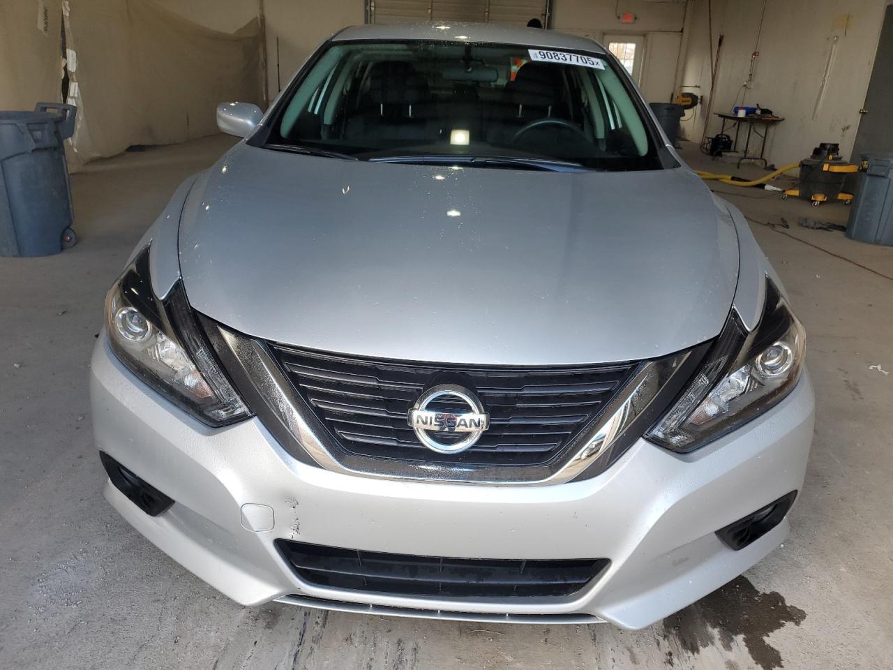 2016 Nissan Altima 2.5 - Image 5