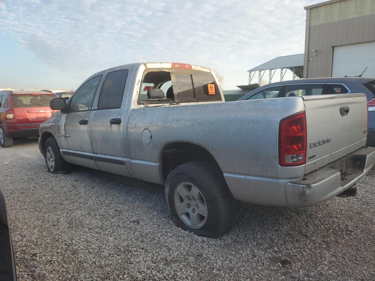 2004 Dodge Ram 1500 - Image 2