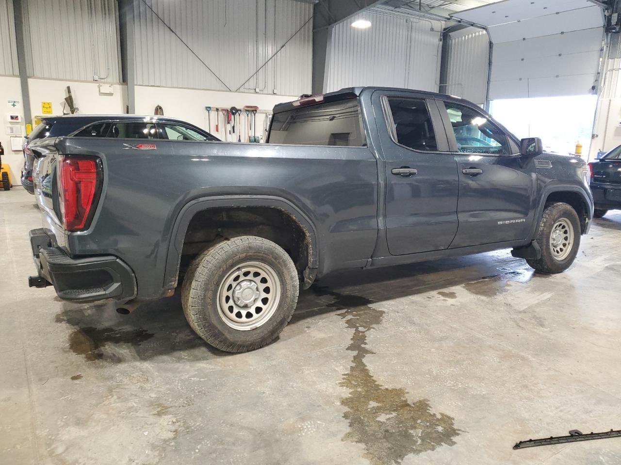 2019 GMC Sierra K1500 - Image 3