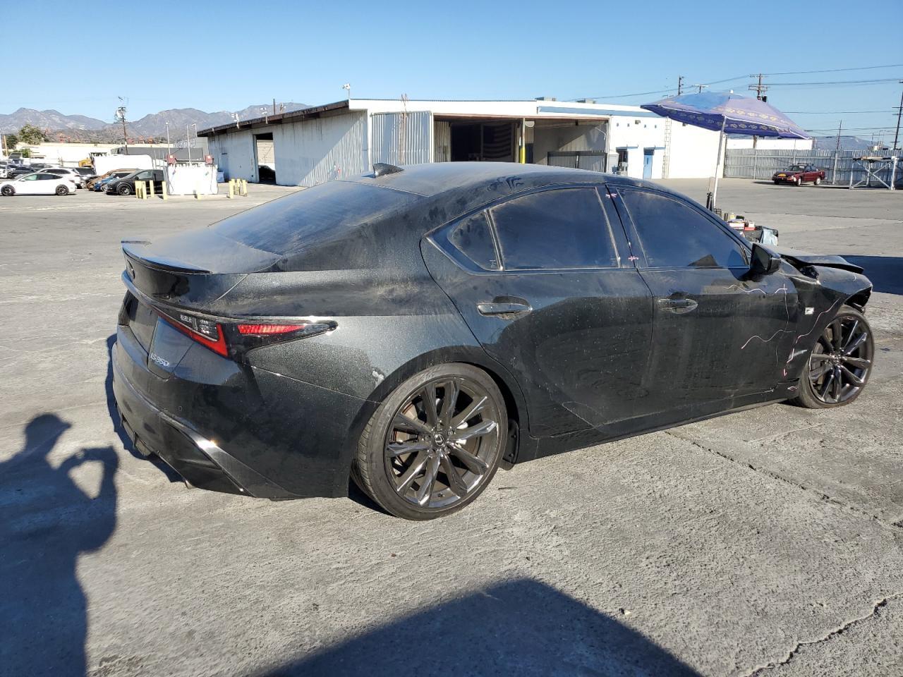 2025 Lexus Is 350 F Sport Design - Image 3