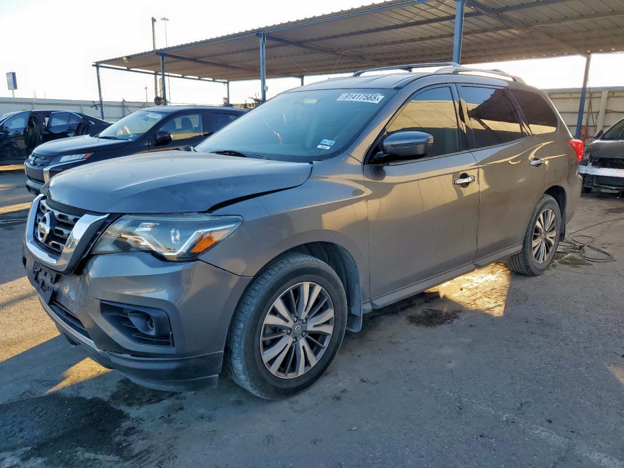 2020 Nissan Pathfinder S