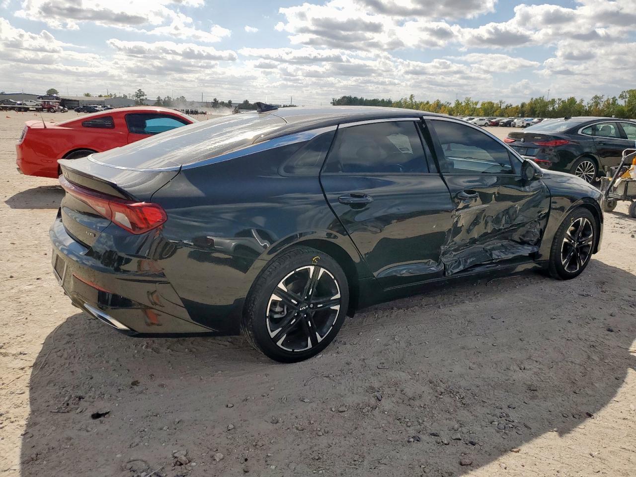 2022 Kia K5 Gt Line - Image 3