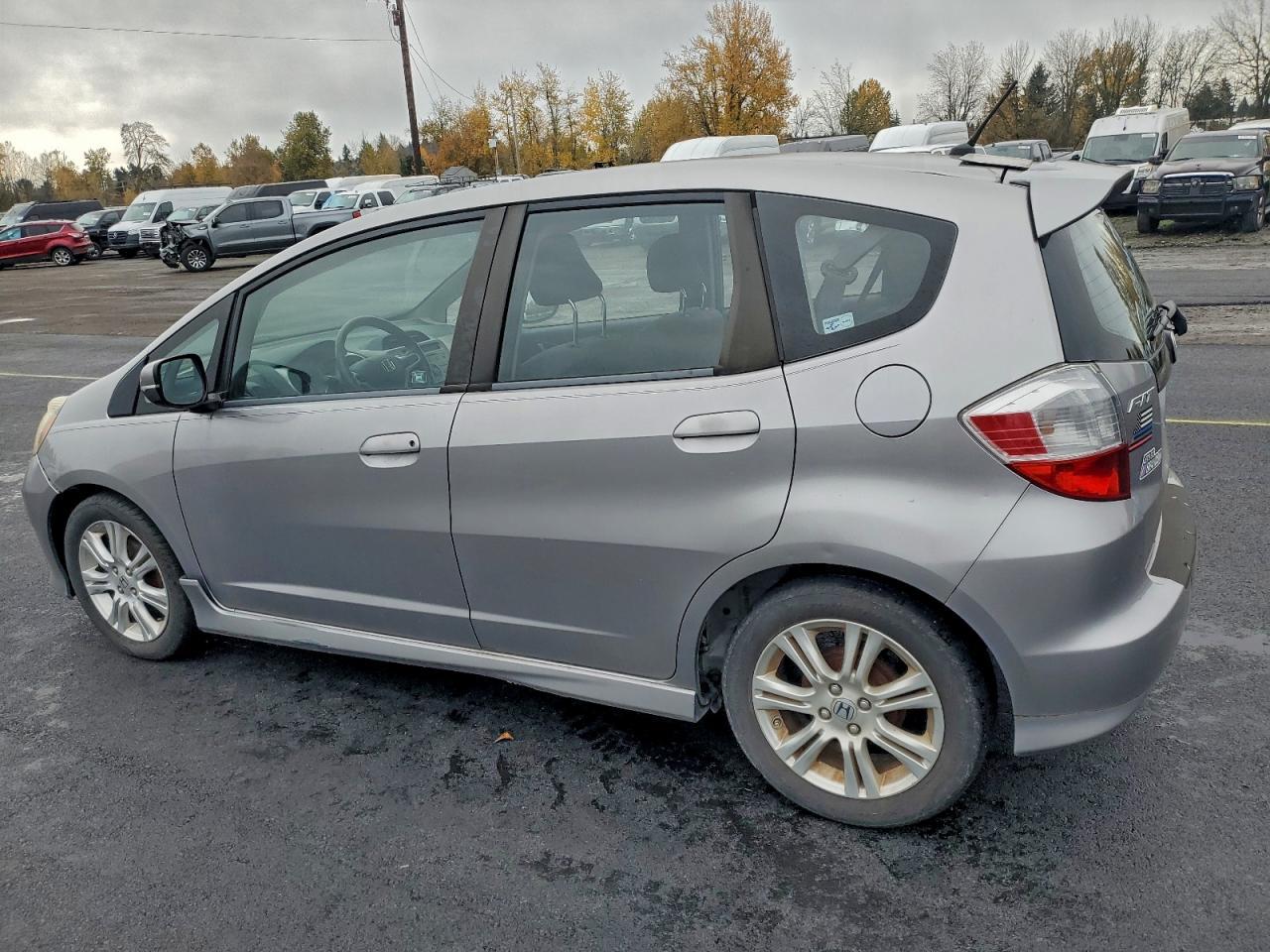 2010 Honda Fit Sport - Фото 2
