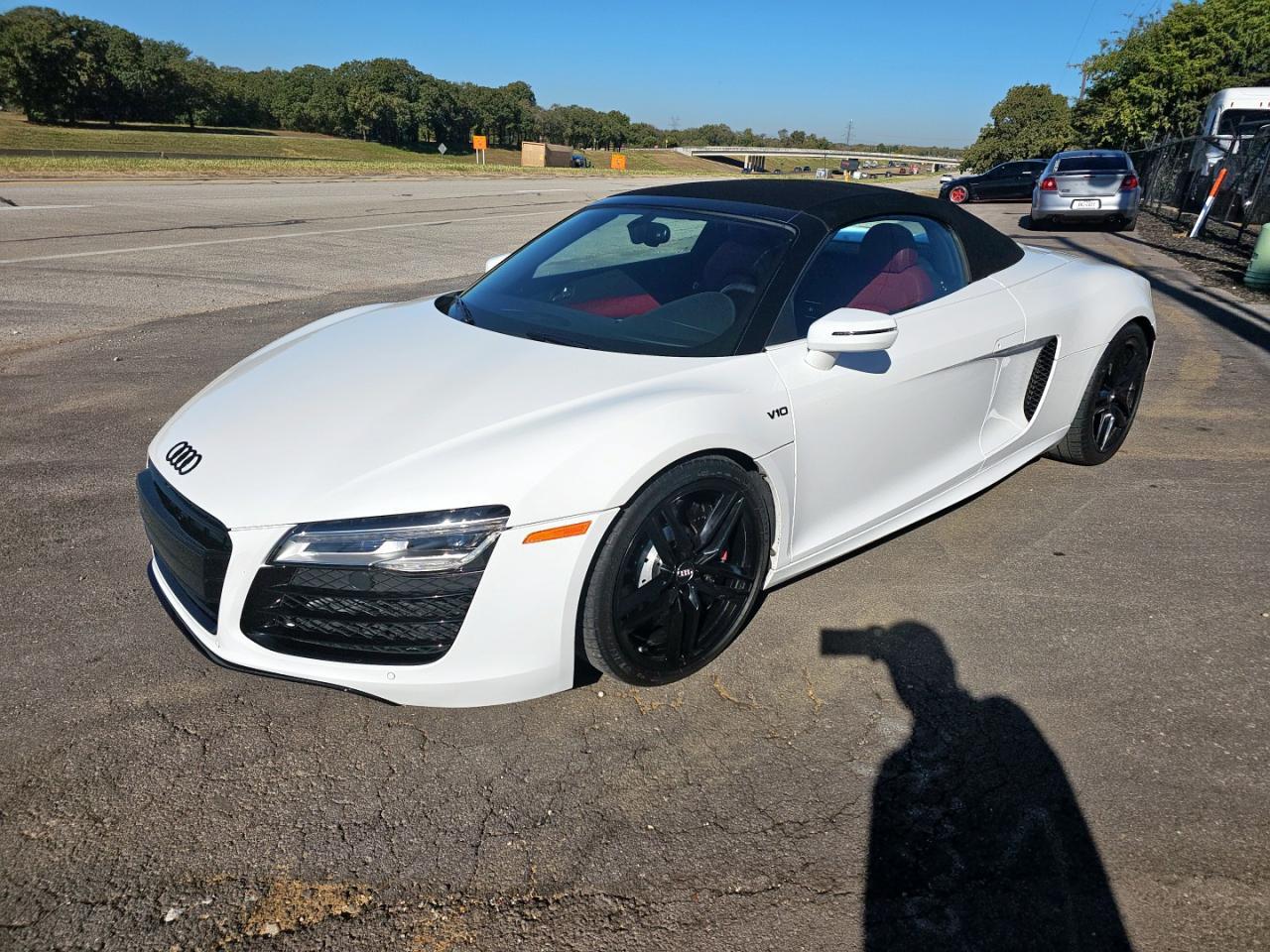 2014 Audi R8 5.2 Quattro - Image 2
