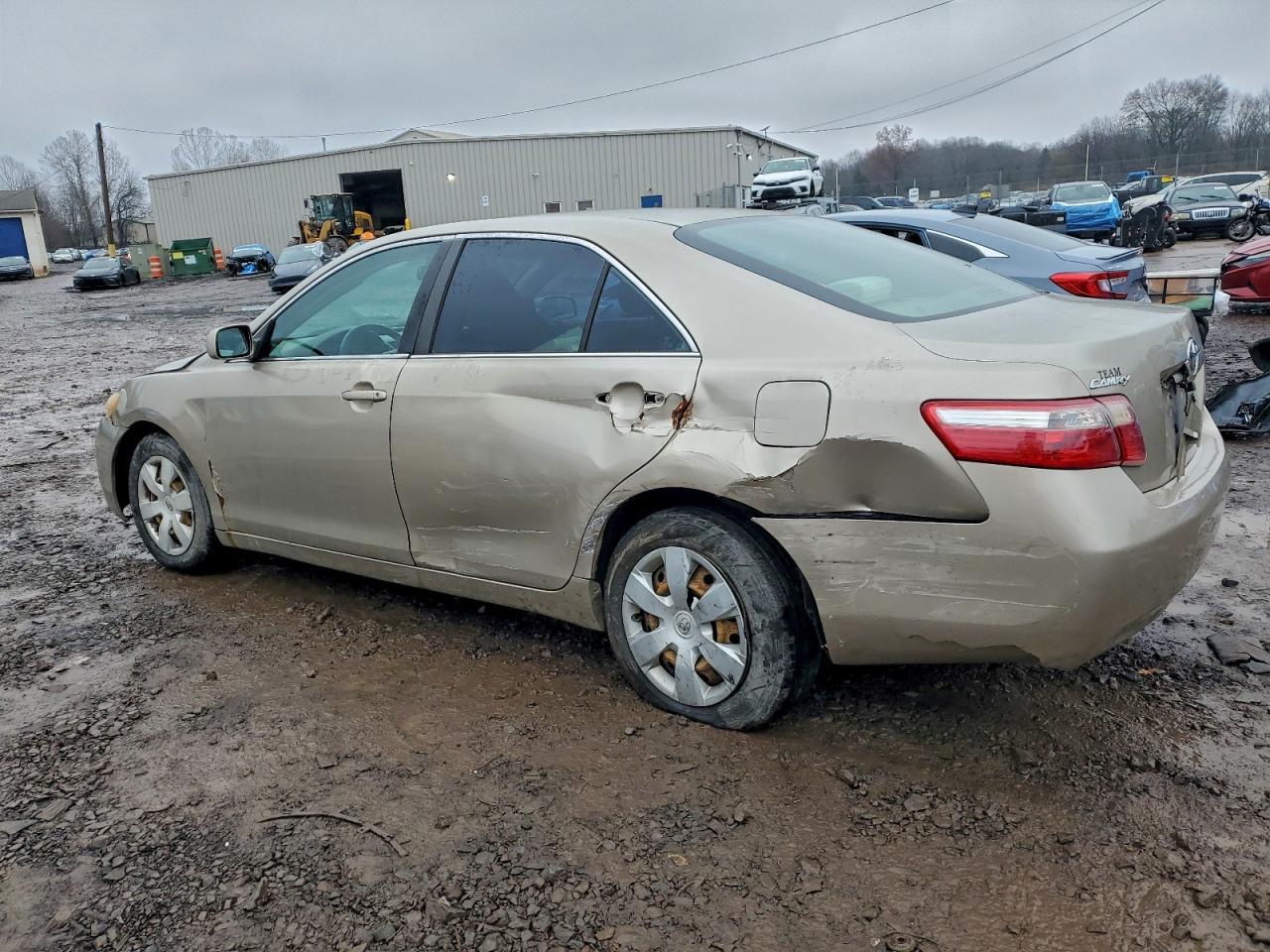 2007 Toyota Camry Ce - Image 2