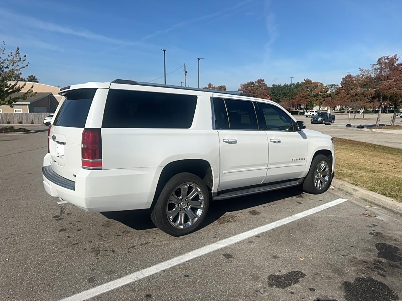 2017 Chevrolet Suburban C1500 Premier - Фото 4