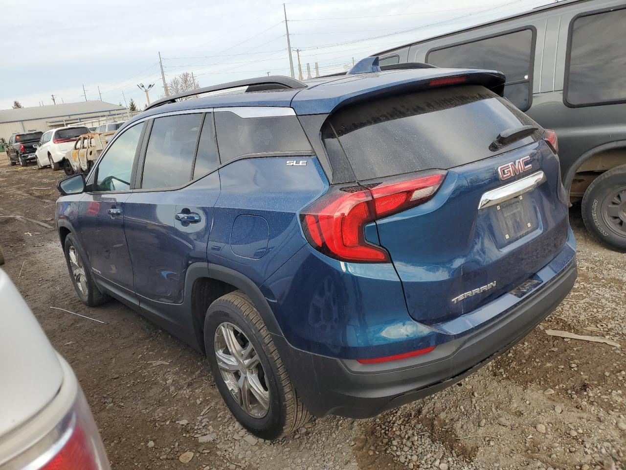 2021 GMC Terrain Sle - Фото 2