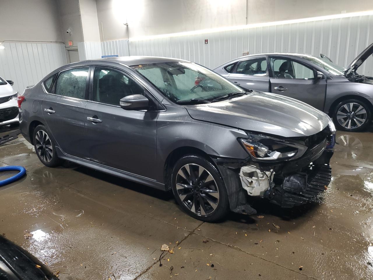 2017 Nissan Sentra Sr Turbo - Фото 4