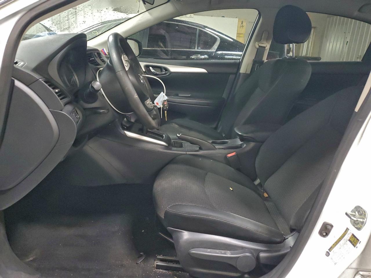 2019 Nissan Sentra S - Фото 7