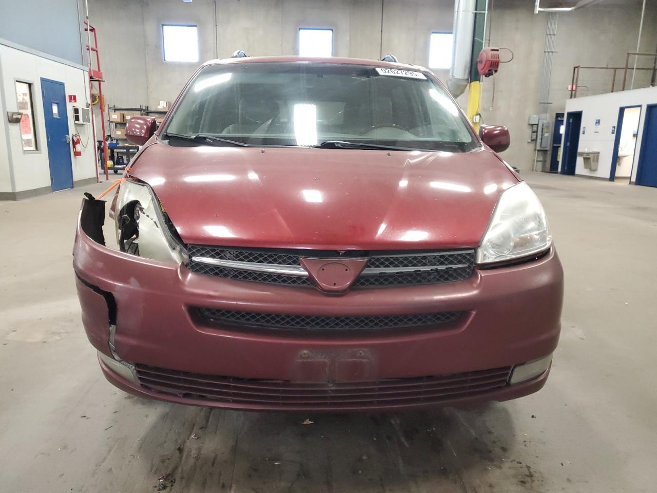 2005 Toyota Sienna Xle - Image 5