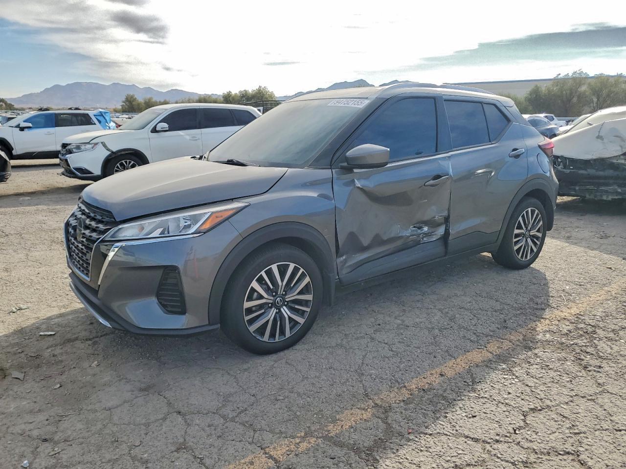 2021 Nissan Kicks Sv