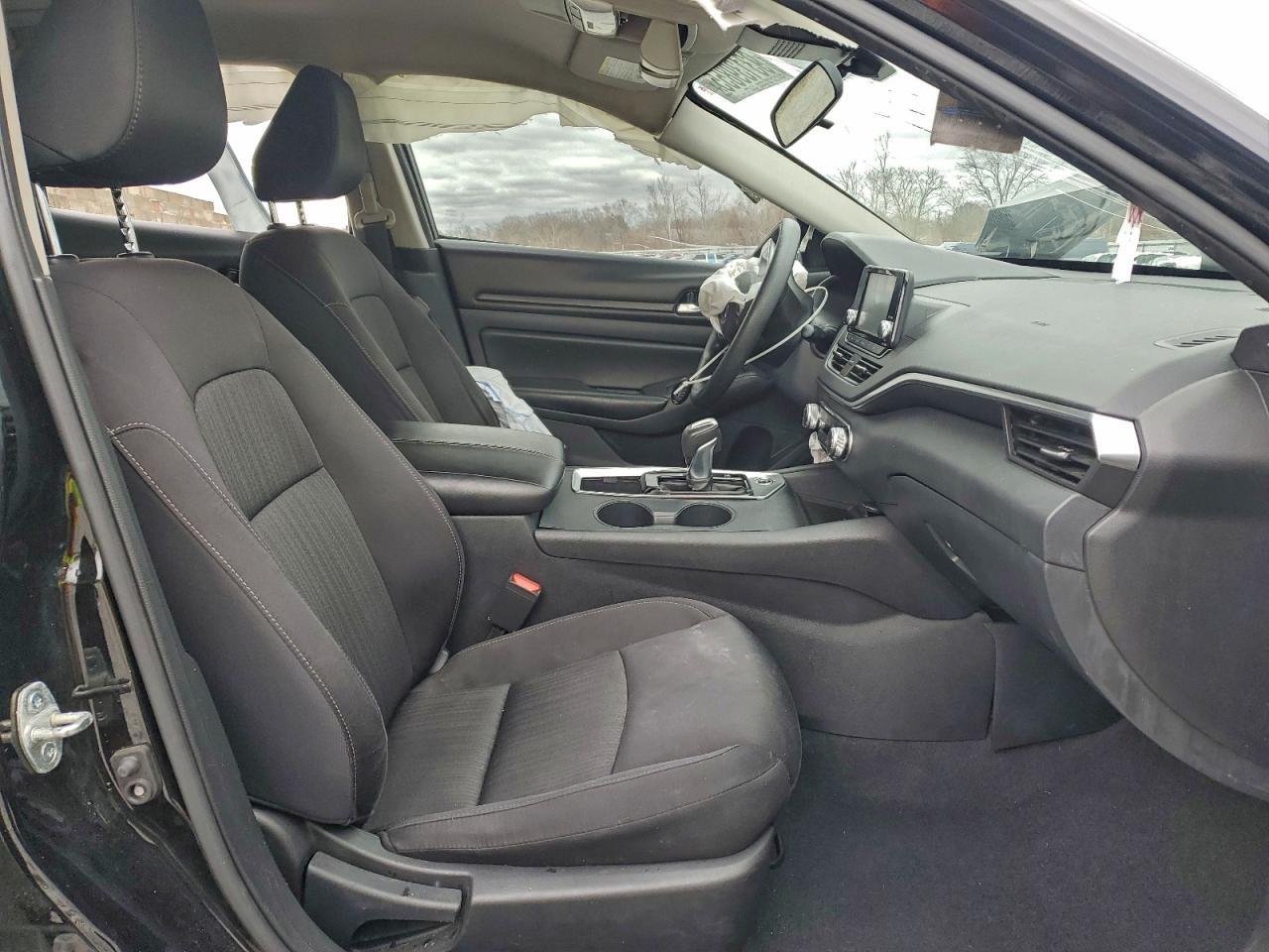 2021 Nissan Altima S - Image 7