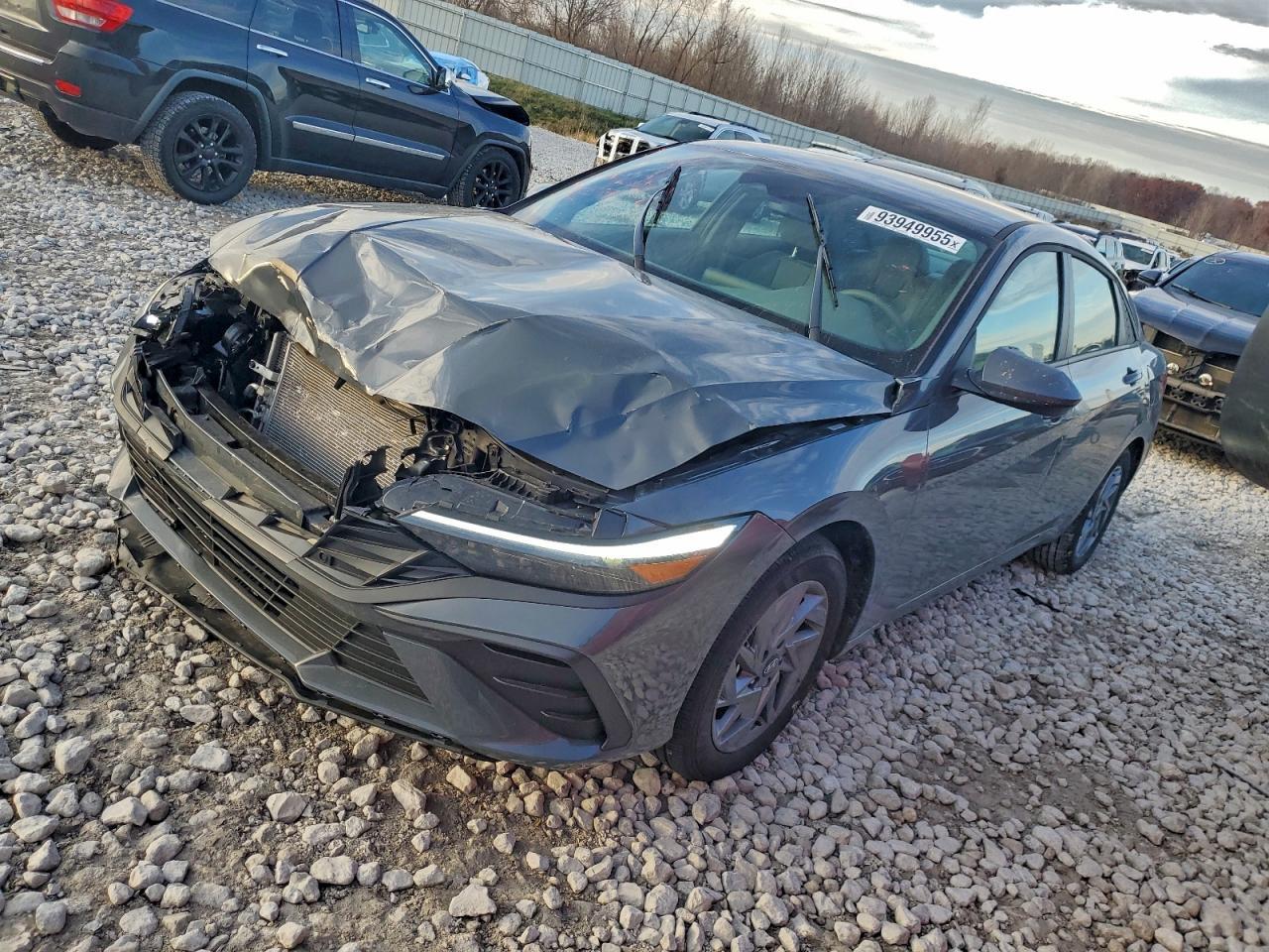 2025 Hyundai Elantra Blue