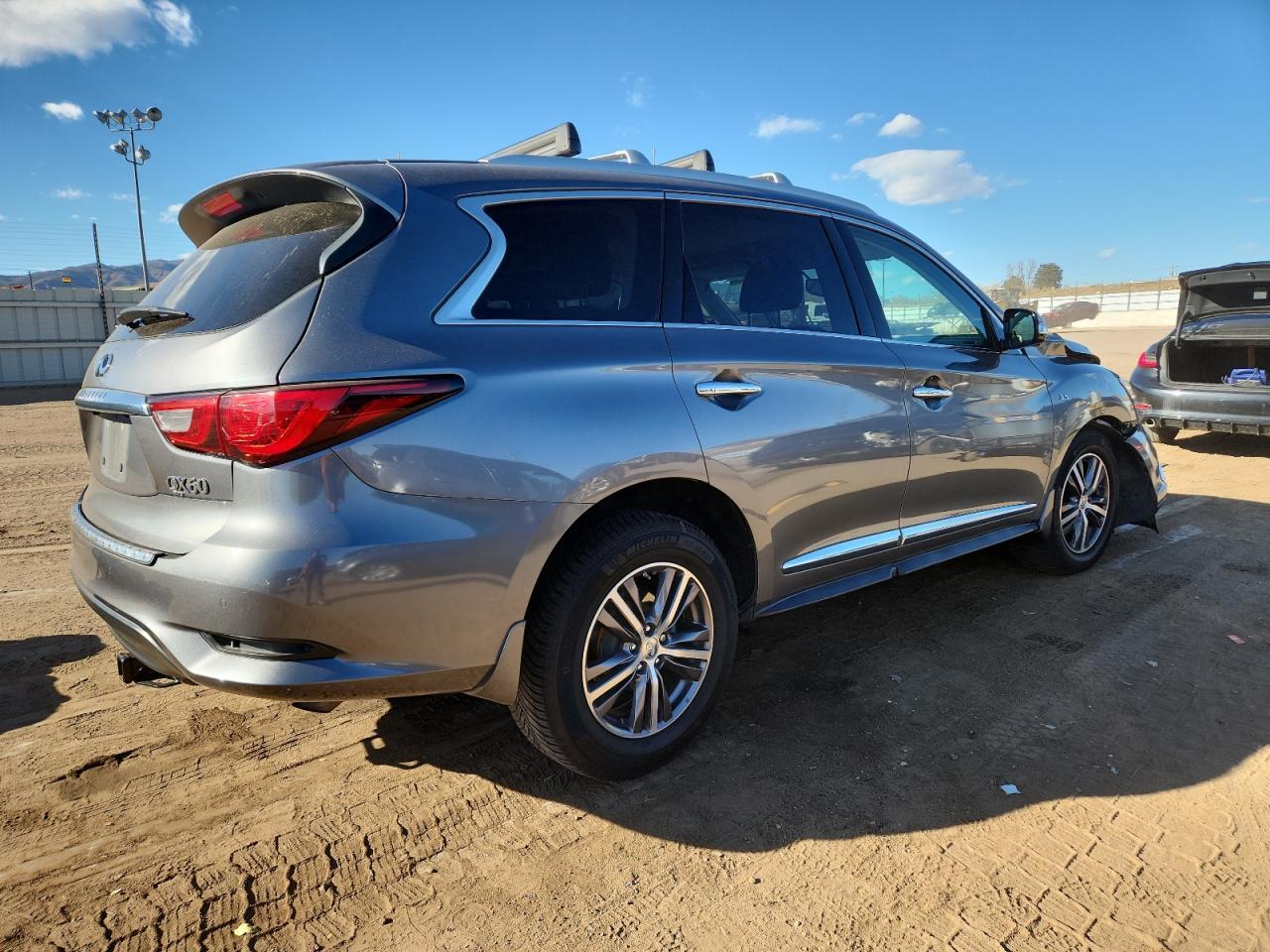 2017 Infinity Qx60 - Image 3