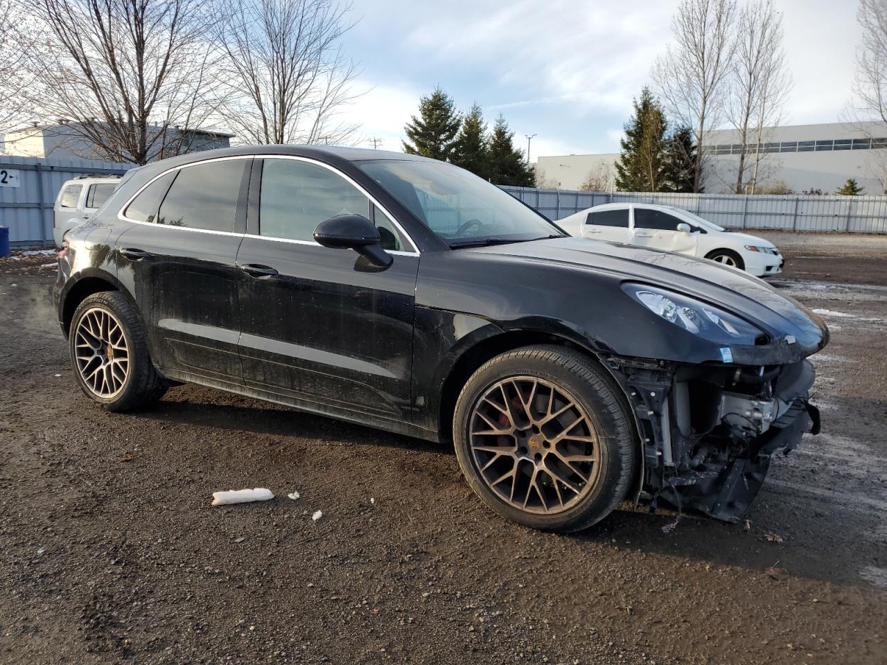 2017 Porsche Macan Turbo - Image 4
