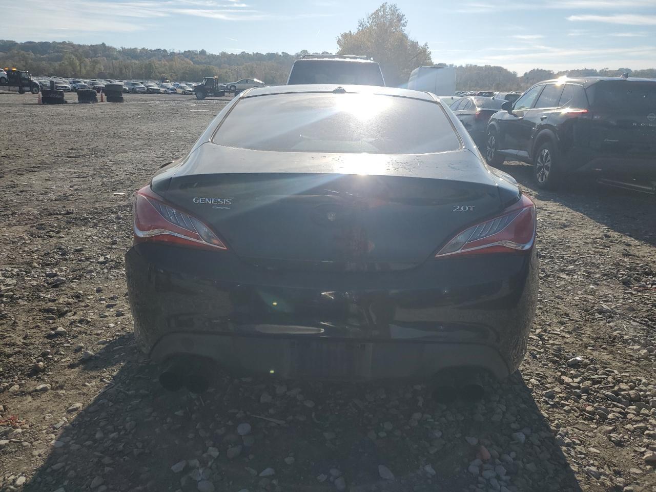 2013 Hyundai Genesis Coupe 2.0T - Фото 6