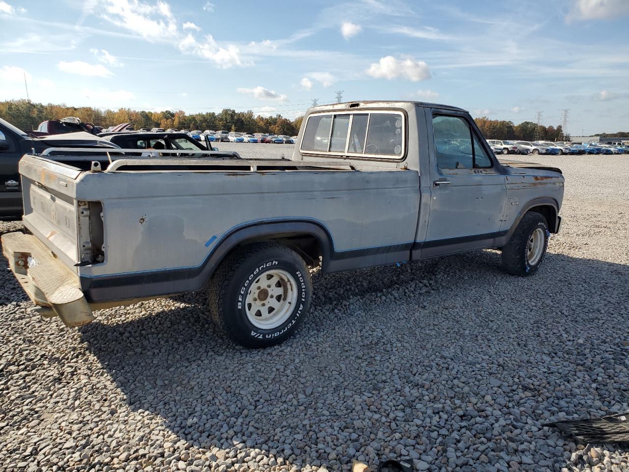 1985 Ford F150 - Фото 3