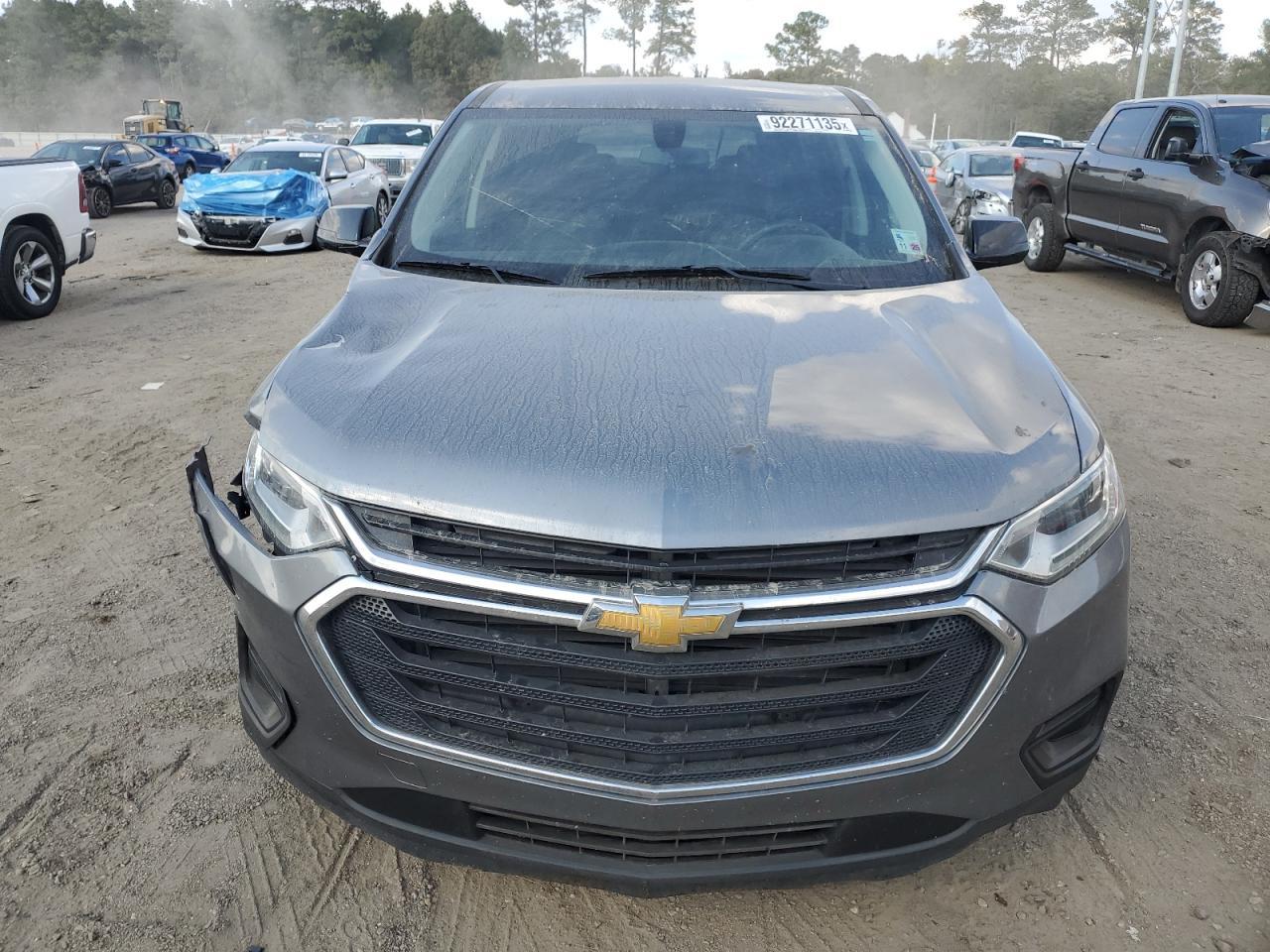 2019 Chevrolet Traverse Ls - Фото 5