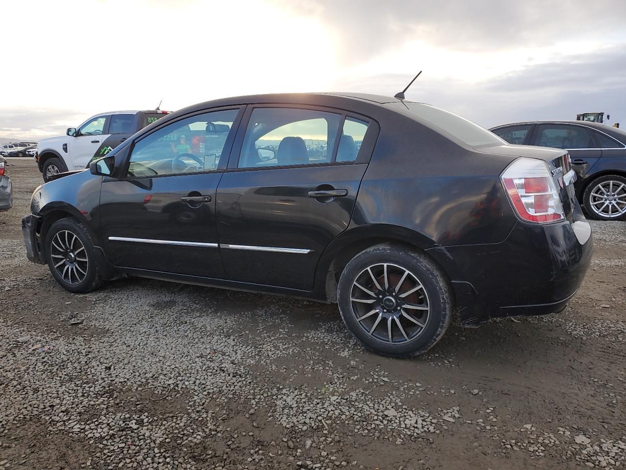 2010 Nissan Sentra 2.0 - Image 2