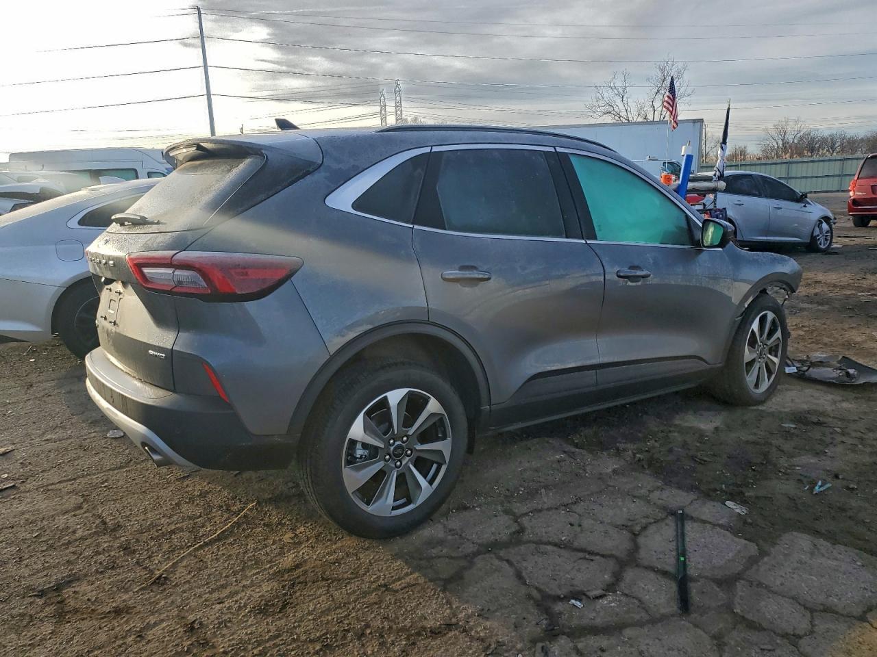 2024 Ford Escape Platinum - Фото 3