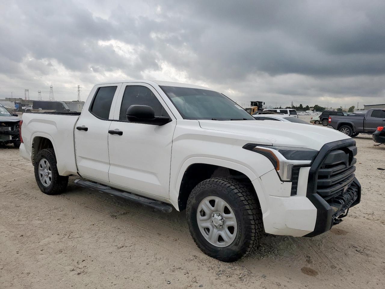 2022 Toyota Tundra Double Cab Sr - Фото 4