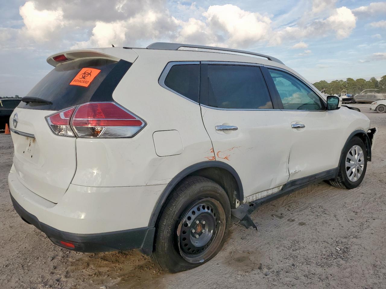 2016 Nissan Rogue S - Фото 3