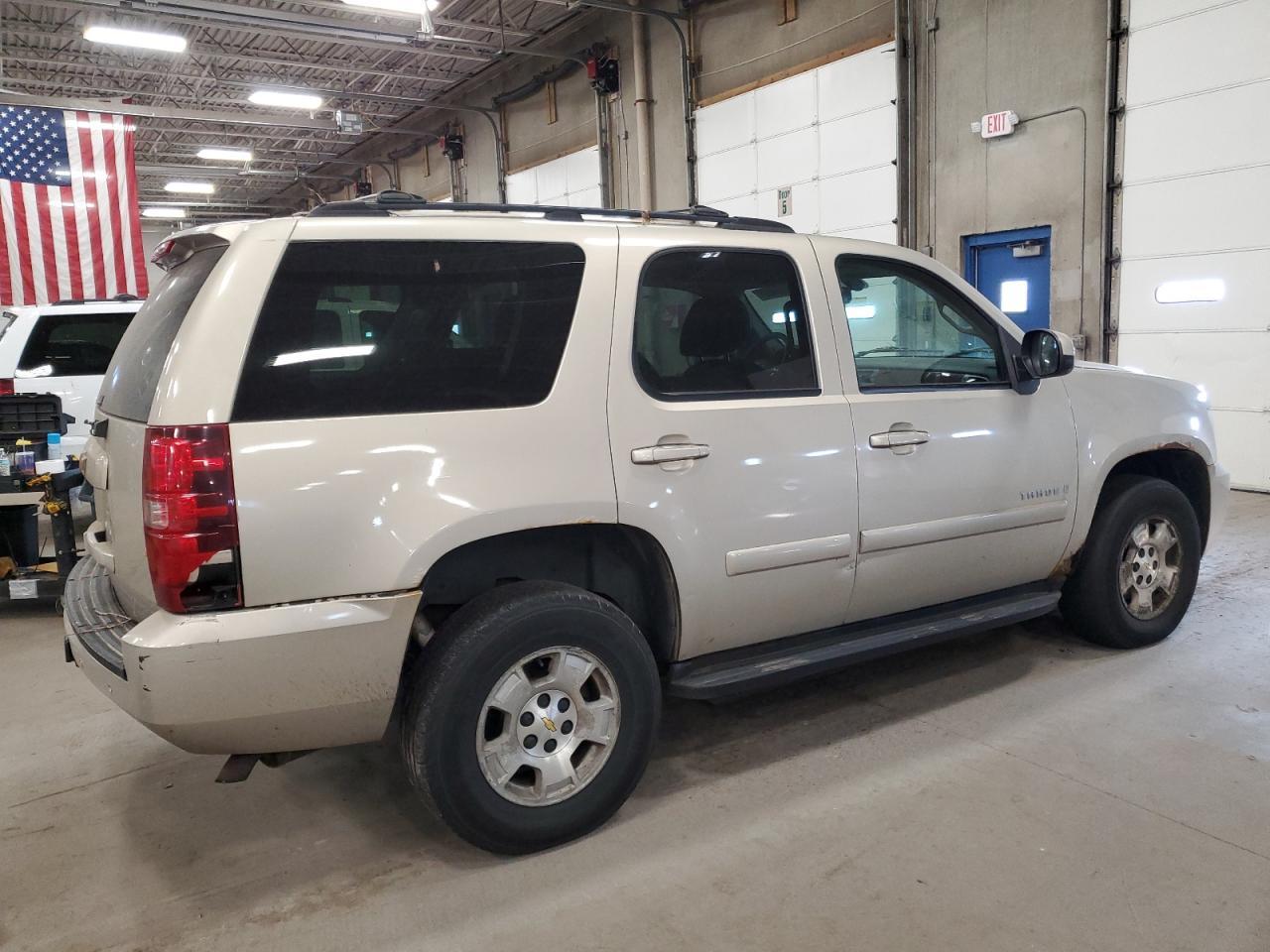 2007 Chevrolet Tahoe K1500 - Image 3