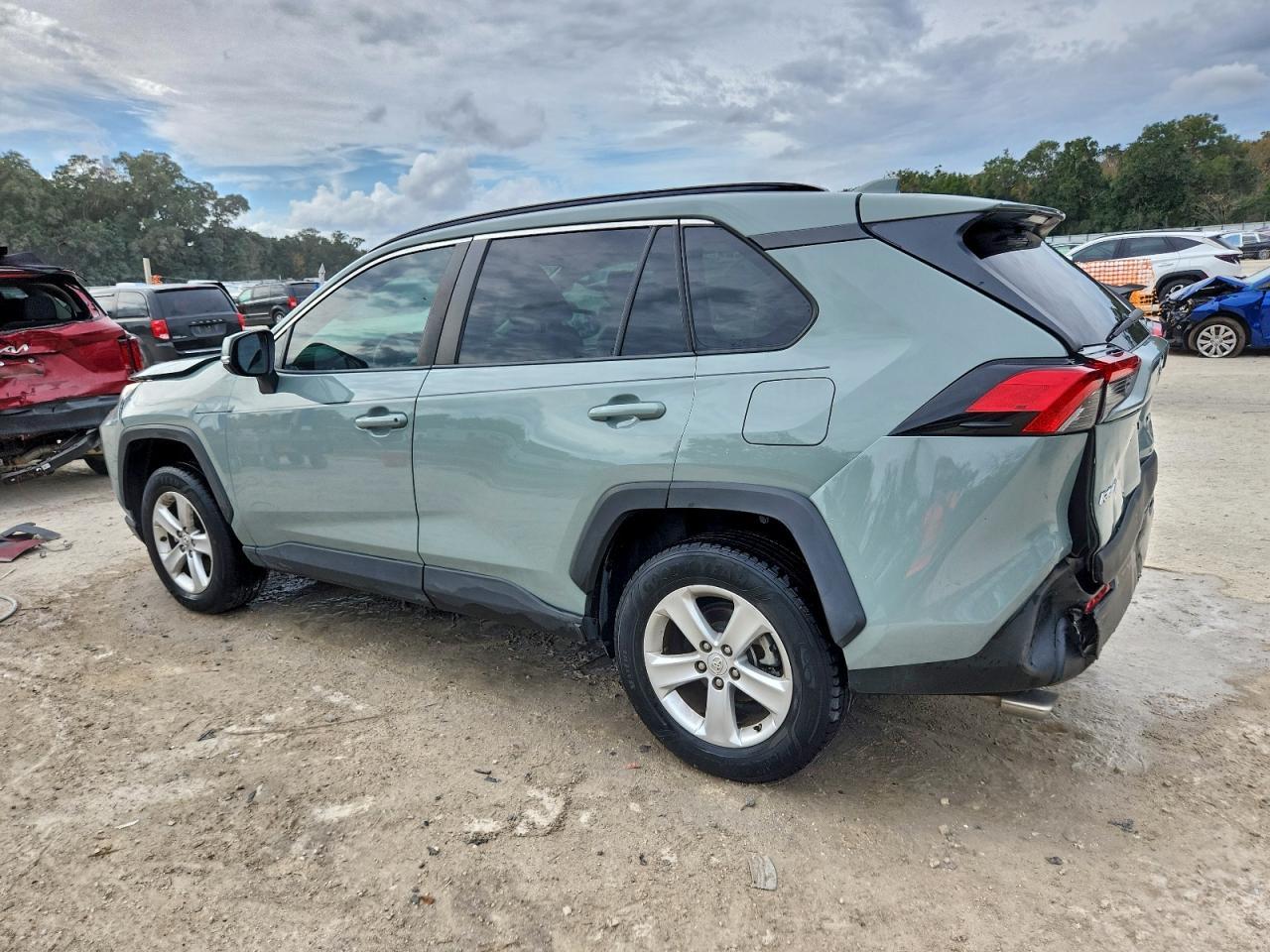 2021 Toyota Rav4 Xle Premium - Image 2