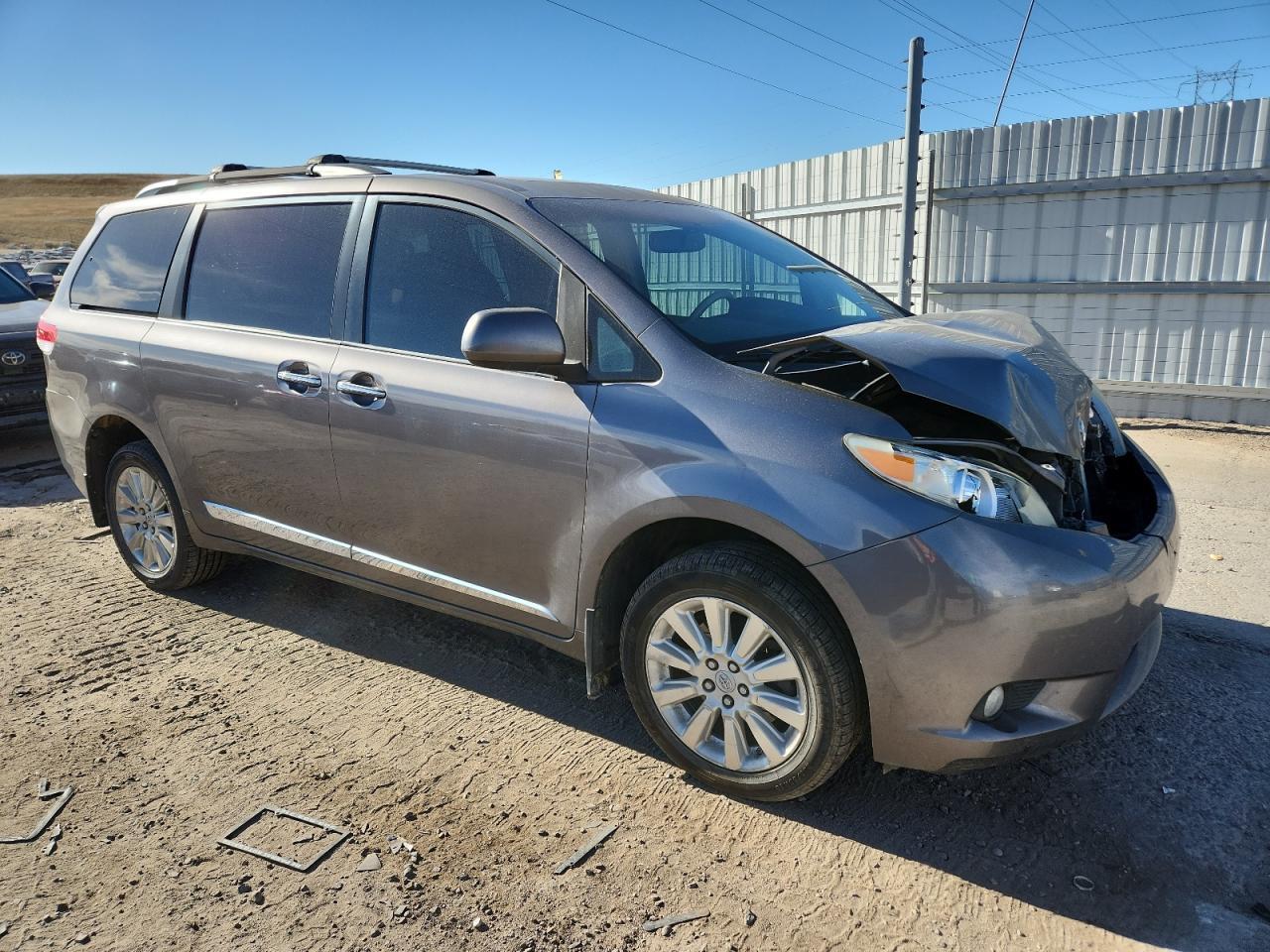 2011 Toyota Sienna Xle - Image 4