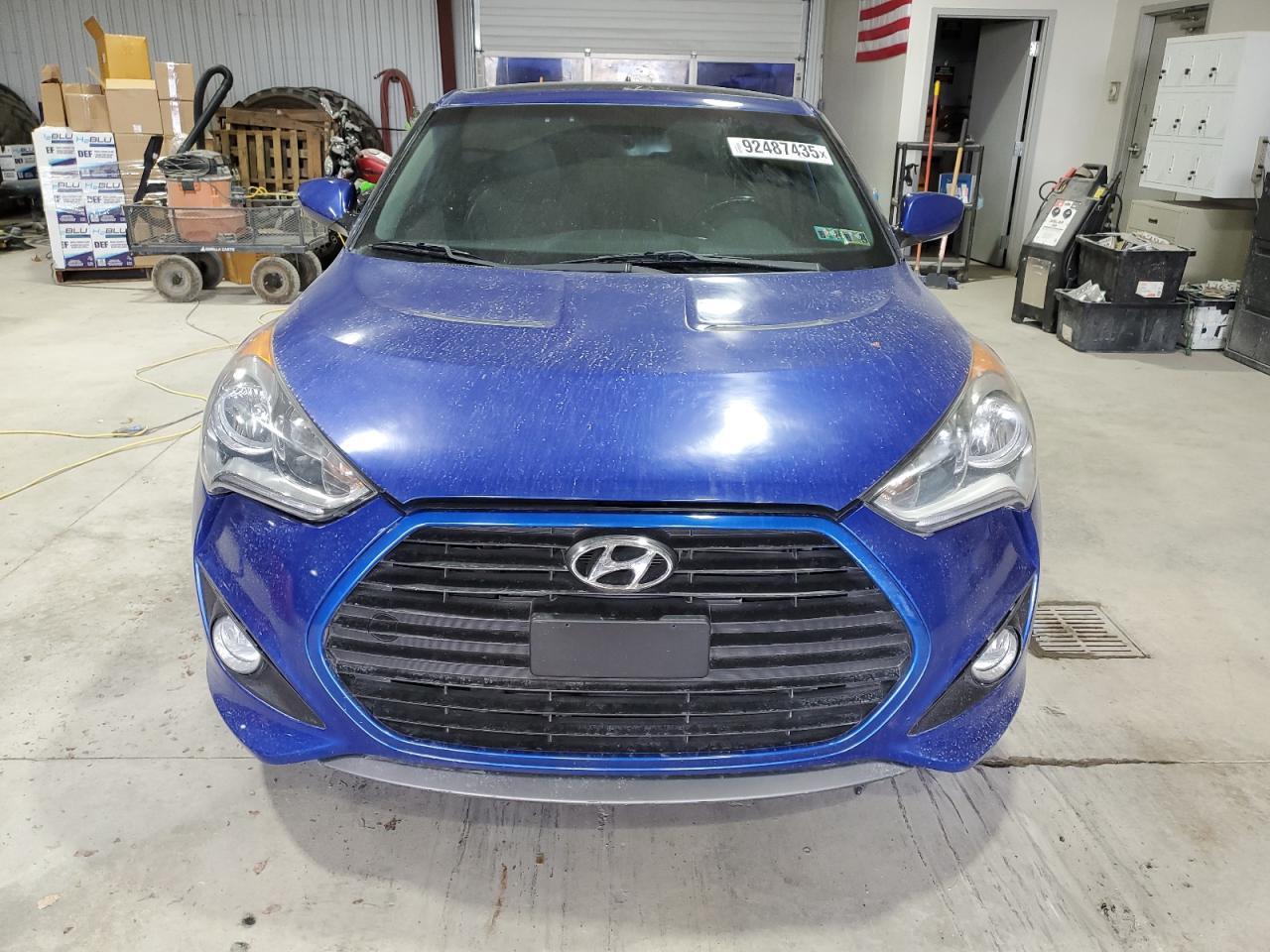 2013 Hyundai Veloster - Фото 5