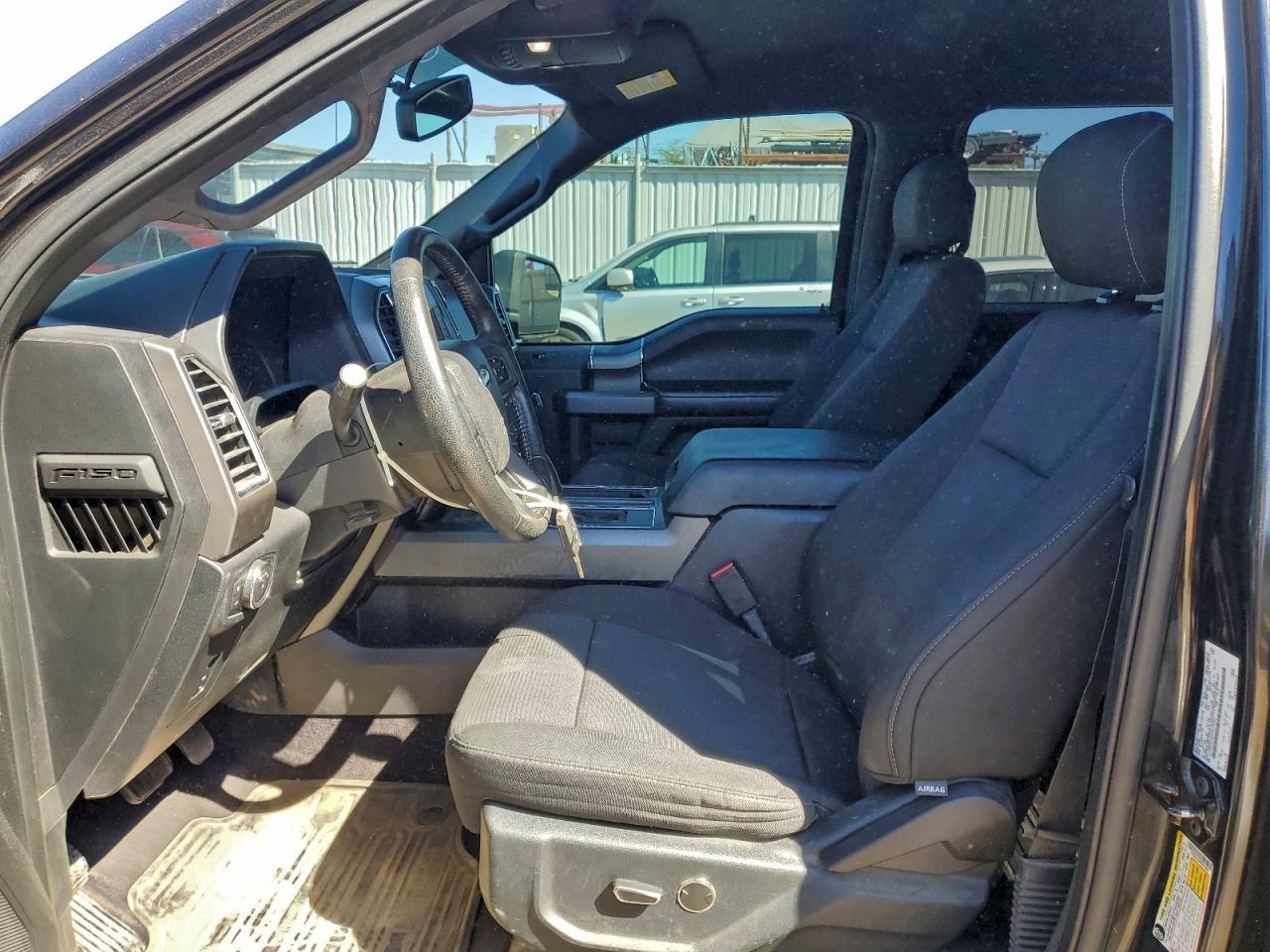 2015 Ford F150 Supercrew - Фото 7