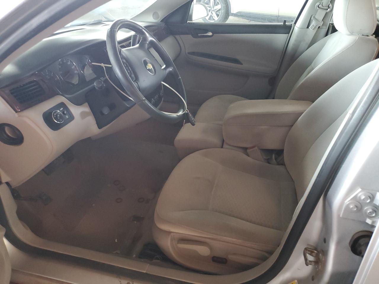 2010 Chevrolet Impala Lt - Image 7