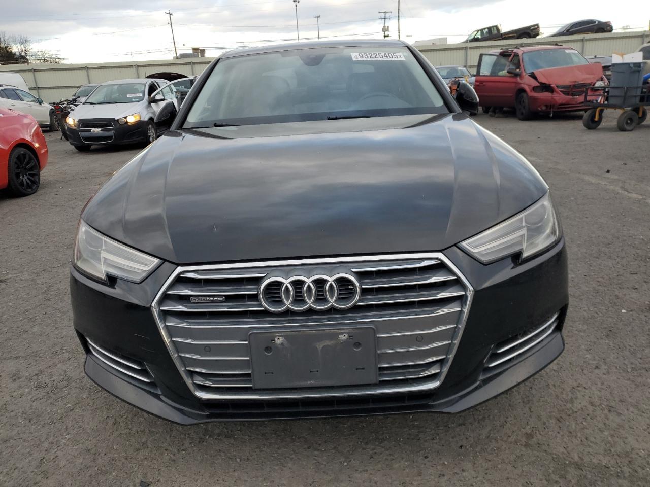 2017 Audi A4 Premium - Фото 5