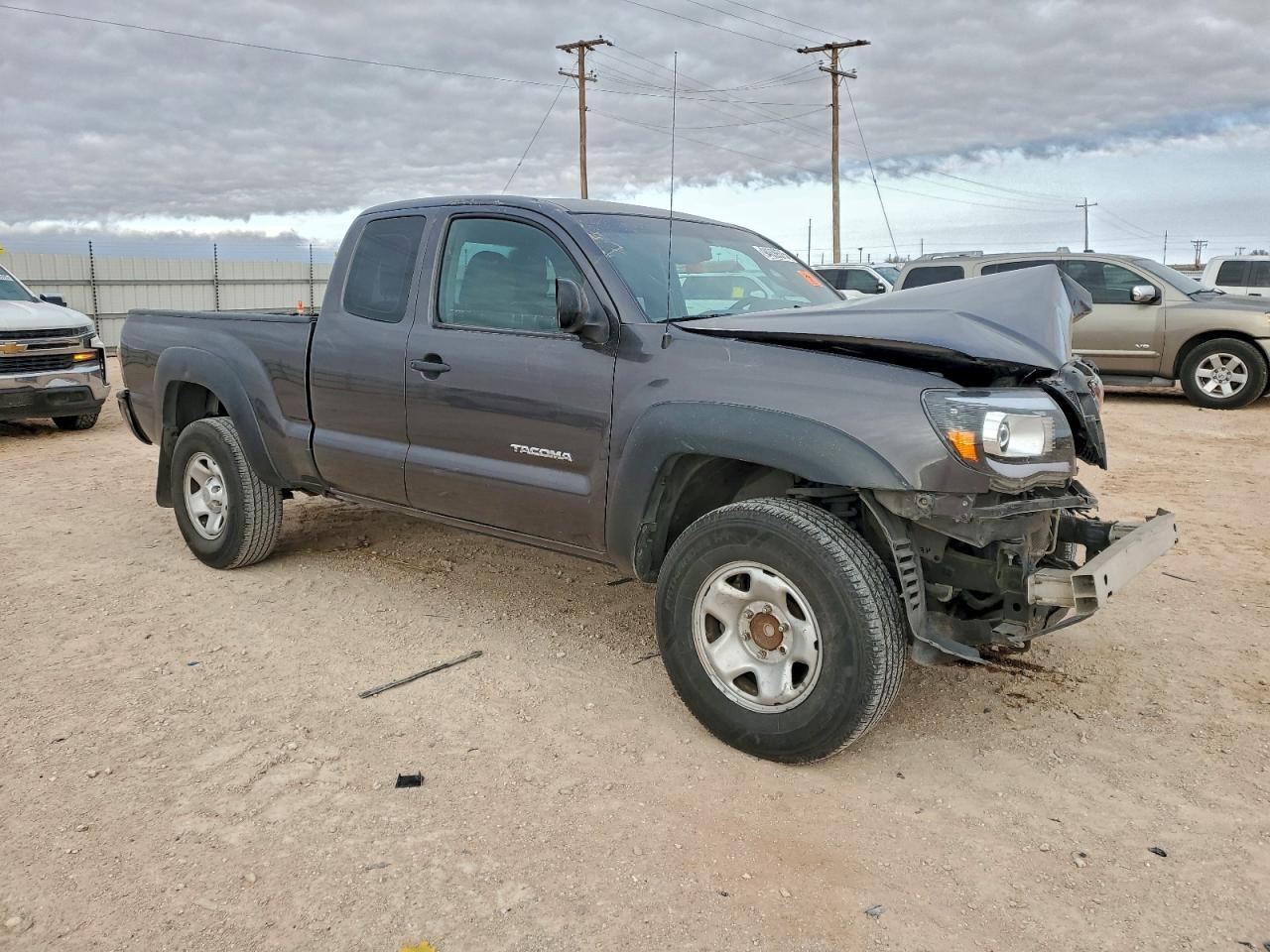 2011 Toyota Tacoma Prerunner Access Cab - Image 4