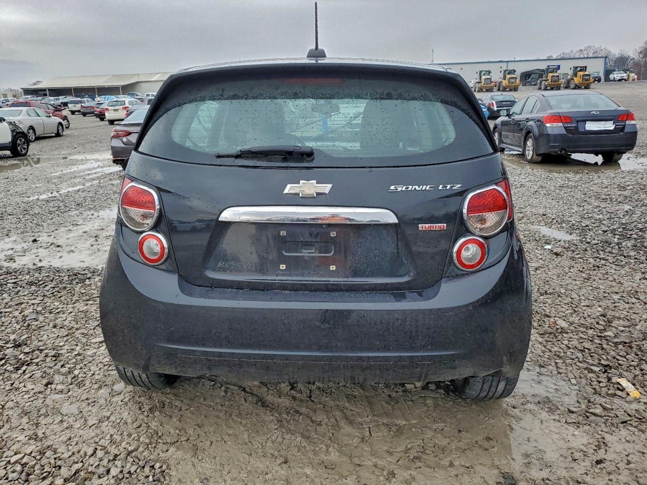 2015 Chevrolet Sonic Ltz - Фото 6