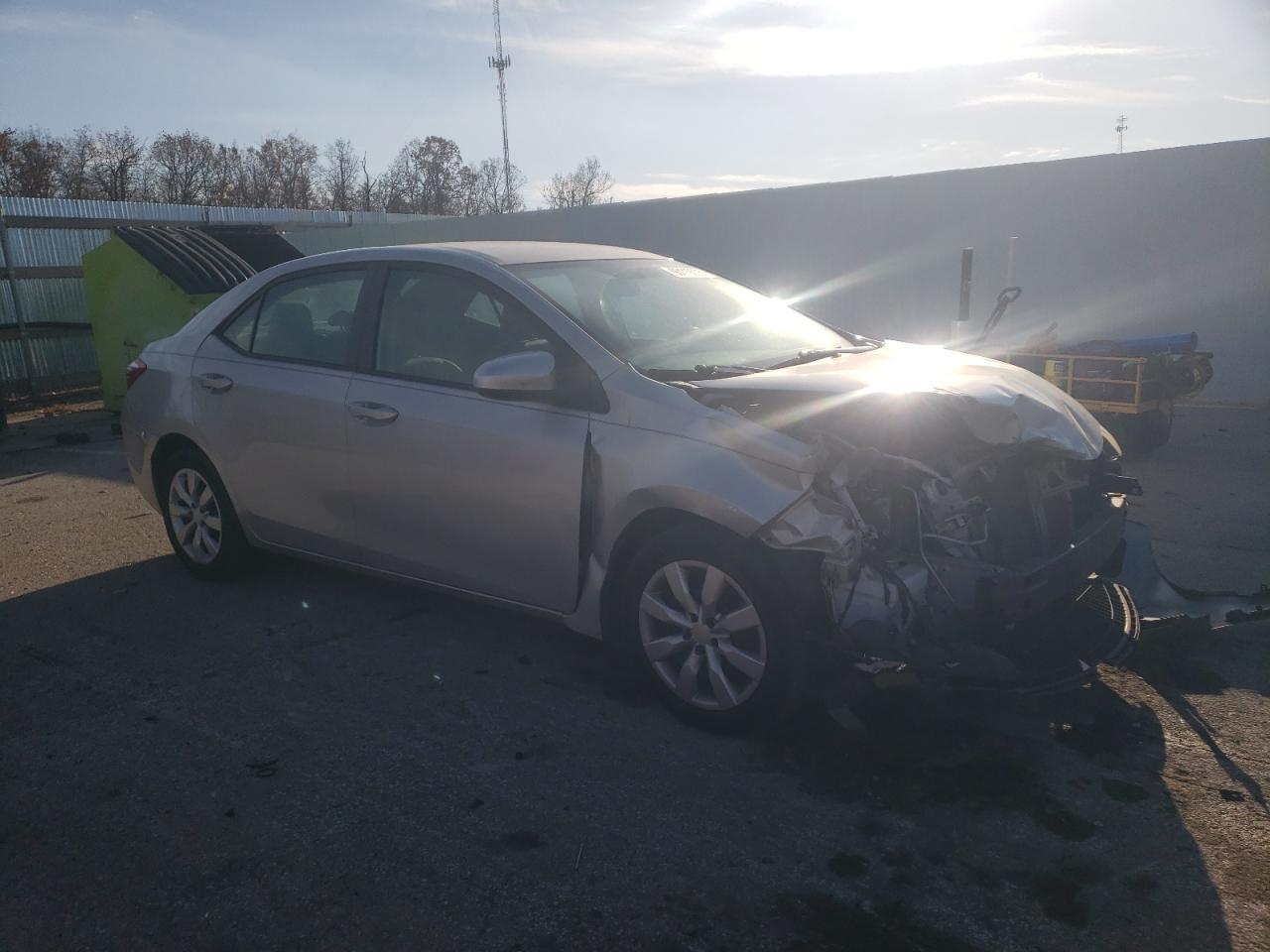 2015 Toyota Corolla L - Фото 4